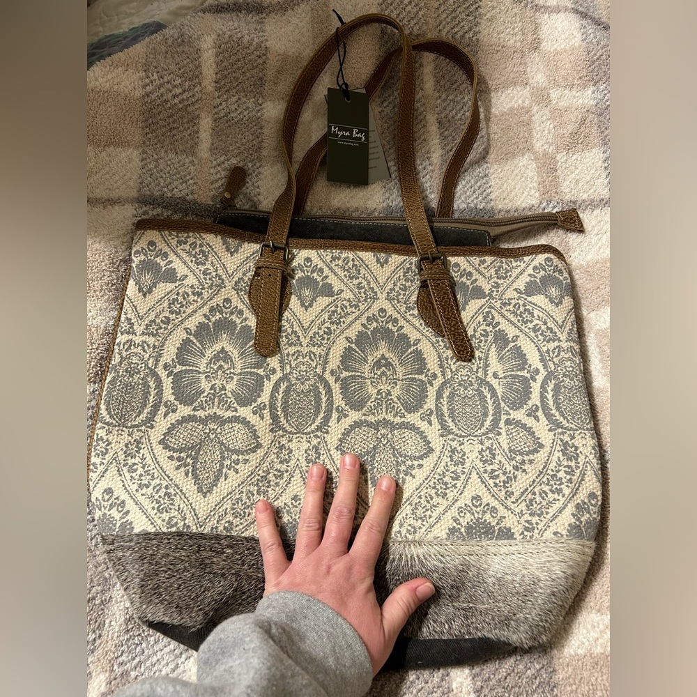 NWT Myra Concealed Carry purse - Picture 4 of 4